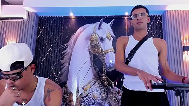 the_knights_of_the_night_ webcam