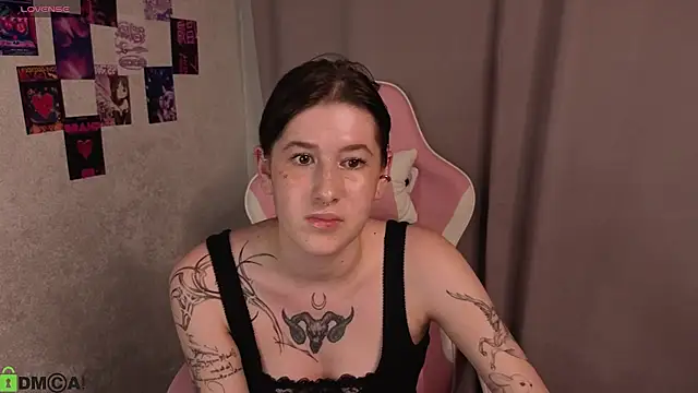 Ester_Henderson webcam