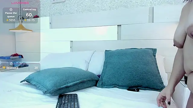 melinna_sins webcam