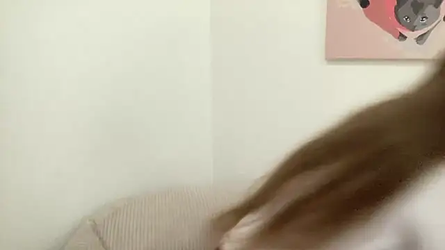 JuicyHelenX live webcam