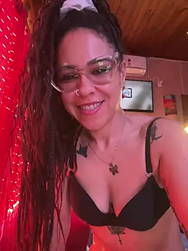mariposapontiak420 webcam