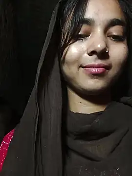 simran_143 (F young) - nude show with face in public