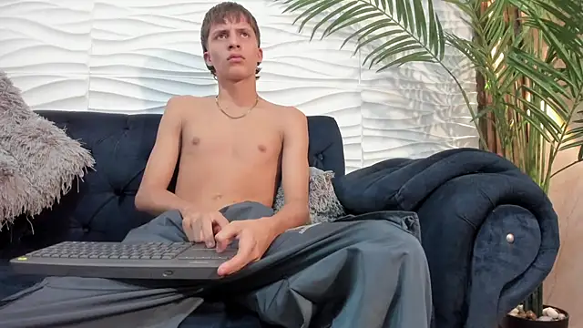 Pavo_tv webcam