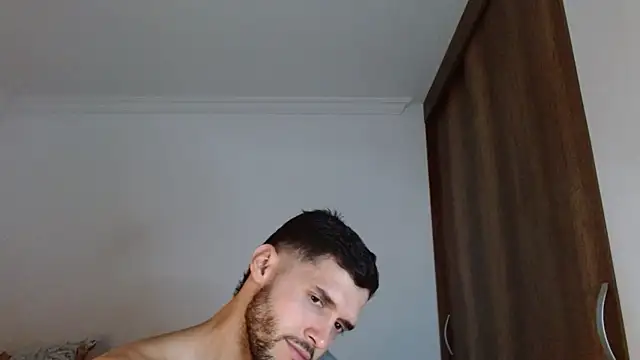 Noah_jhonsonn webcam