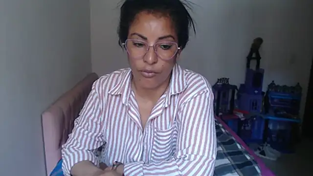 kateleyagrey webcam