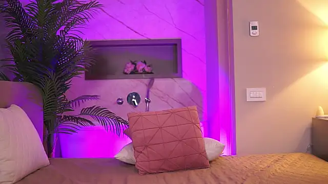 BiancaCain live webcam show