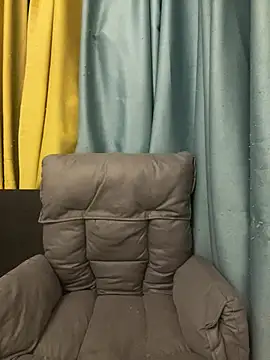 YY-1-1-1 live webcam show