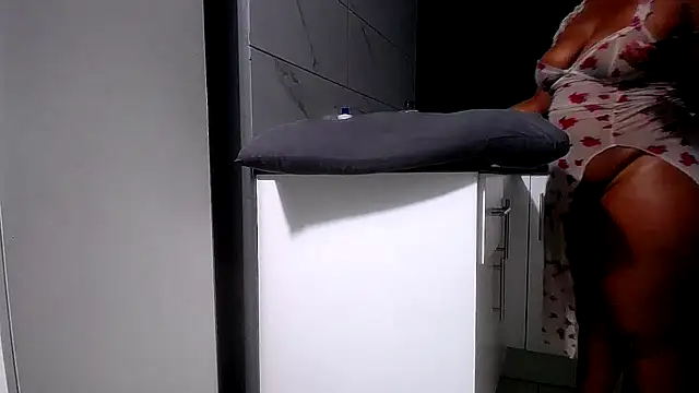 Lelety79 live webcam show