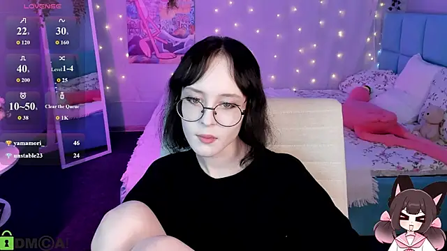 Lilac-Muse live cam on StripChat