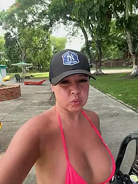 _kathaLopez_ webcam