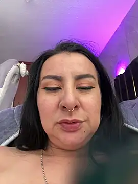 Abril_Luv webcam