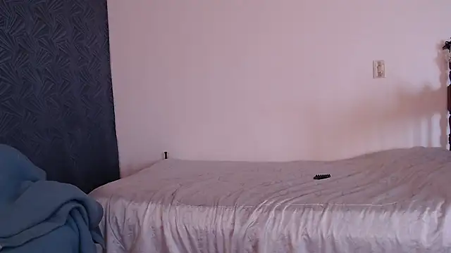 Freyja_eter live webcam show