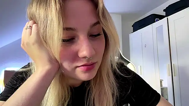 tutsiecutie webcam