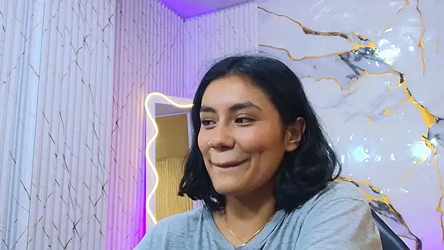 PEACHY_TAY