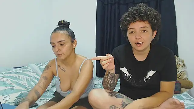 kathy_luisa webcam