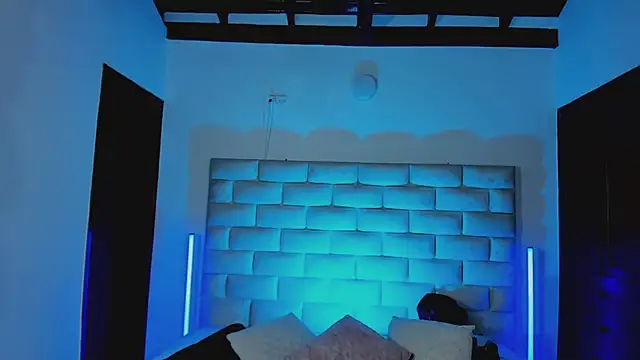 HollyGrey_ webcam