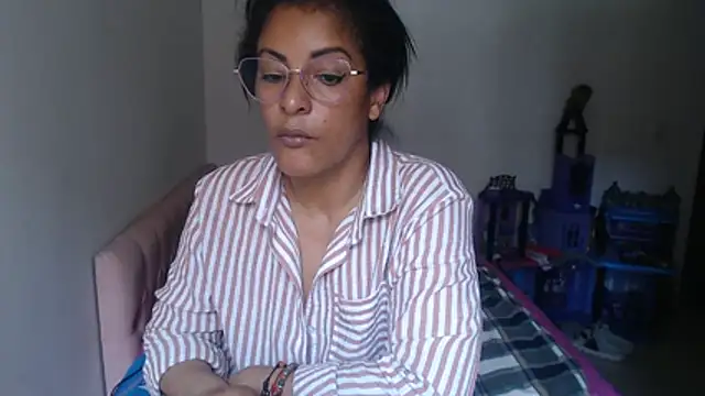 kateleyagrey webcam