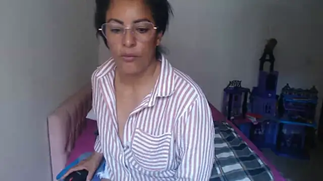 kateleyagrey webcam