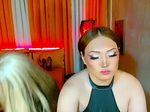 Phenomenal_Shemale webcam