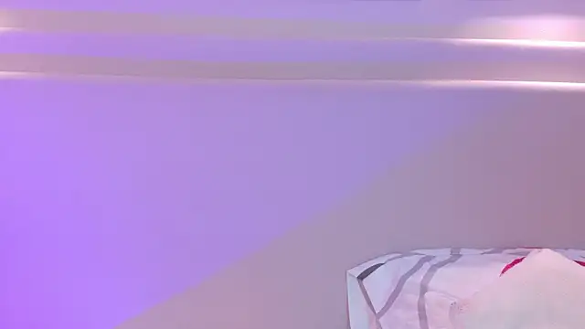 NaomiKlarc live webcam show