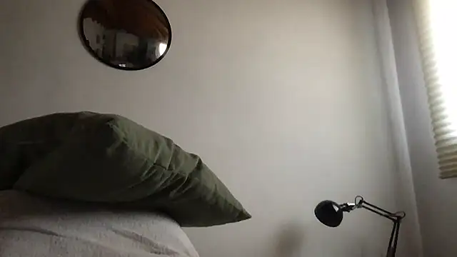 deepeyepuppy - DeepEyePuppy's free webcam - UK Sex Cams