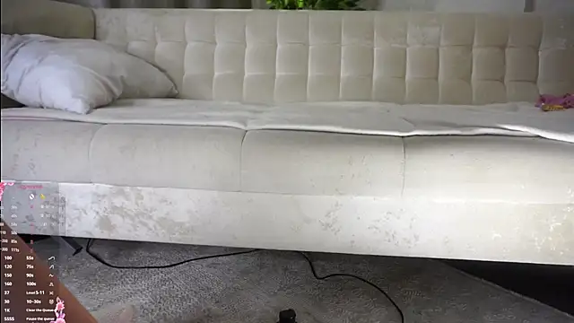 DevoraWitt live webcam show