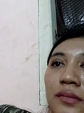 Rayya_4yy live webcam show