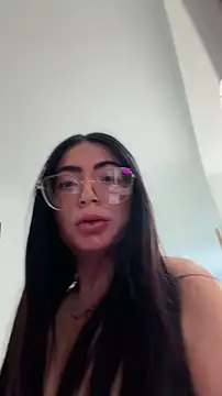 mia_222's live room