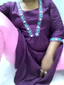 maaliiiponutamil - MaaliiiPonuTamil's free webcam - UK Sex Cams
