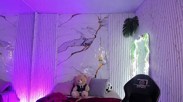 canndyy_tay1 - Canndyy_tay1's free webcam - UK Sex Cams