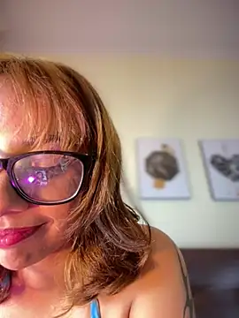 leylaknox - LeylaKnox's free webcam - UK Sex Cams
