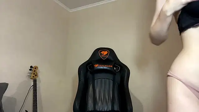 oliveryback's live room