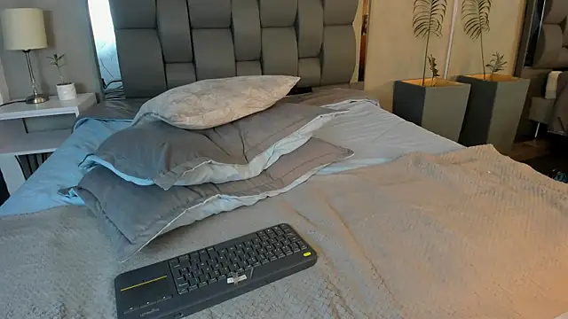 Charlie___Musk webcam