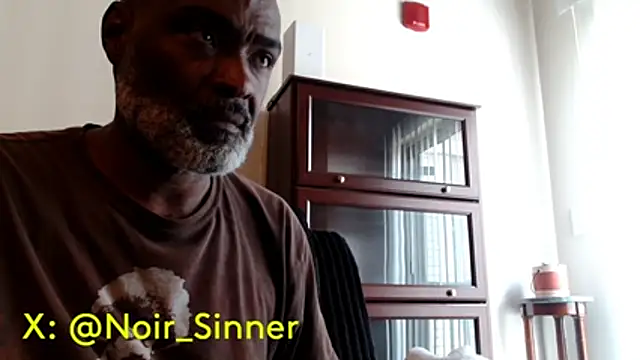 sinnernoir (M mature) - second goal: jerk off