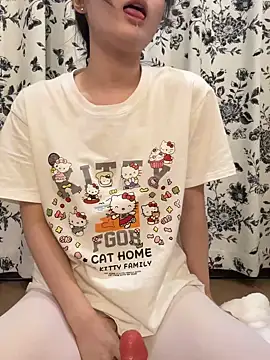 miaomiaou_'s live cam