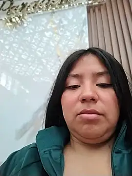 amber_herrera (G young) - Show tits