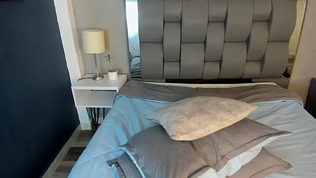 Charlie___Musk webcam