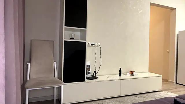 elis_secret live webcam show