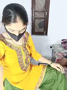 Curvy_Kavya
