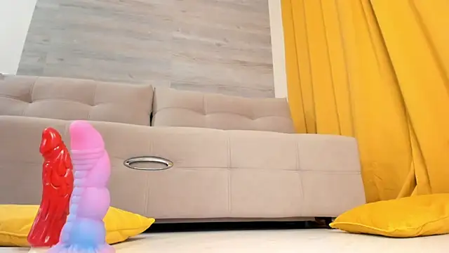IreneHabibi webcam