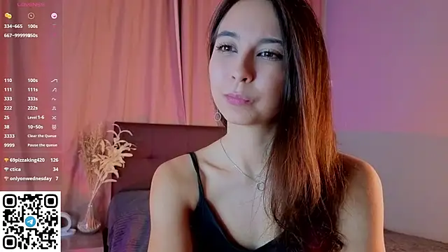 NerixalVire live webcam show