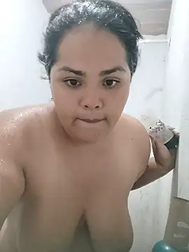 MiaBloom0 webcam