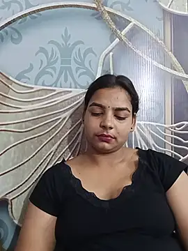 Himani_0122 webcam