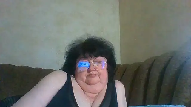 MilaSky5303 live cam on StripChat