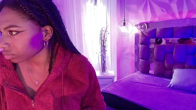 Queen_perla_ webcam