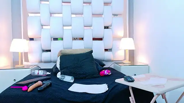 MelodyRouse webcam