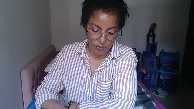 kateleyagrey webcam