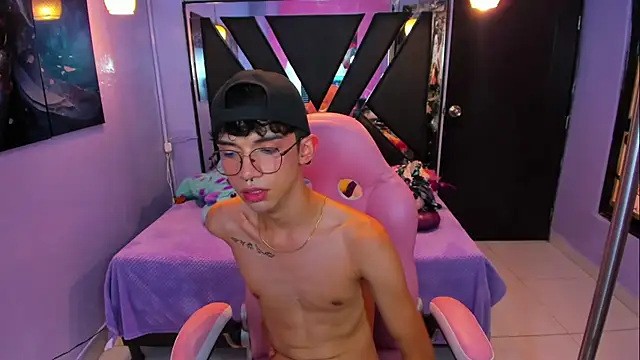 LiamHeatx webcam
