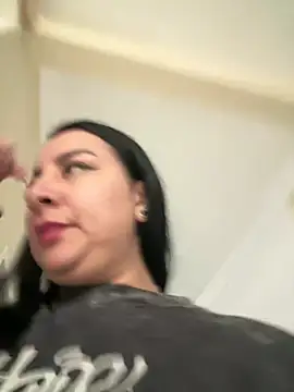 Abril_Luv webcam