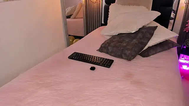 kristakinnky webcam